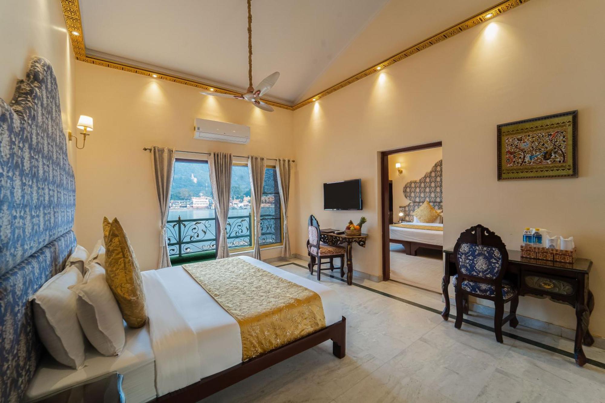 The Neeraj Ganga Heritage Palace Rishikesh Ngoại thất bức ảnh