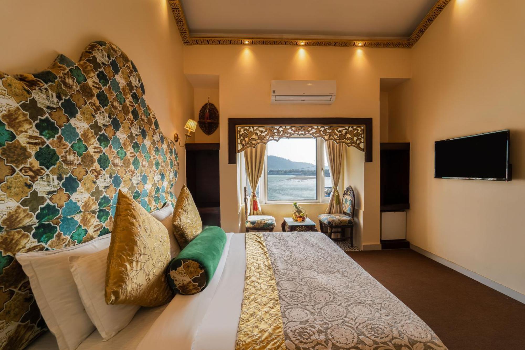 The Neeraj Ganga Heritage Palace Rishikesh Ngoại thất bức ảnh