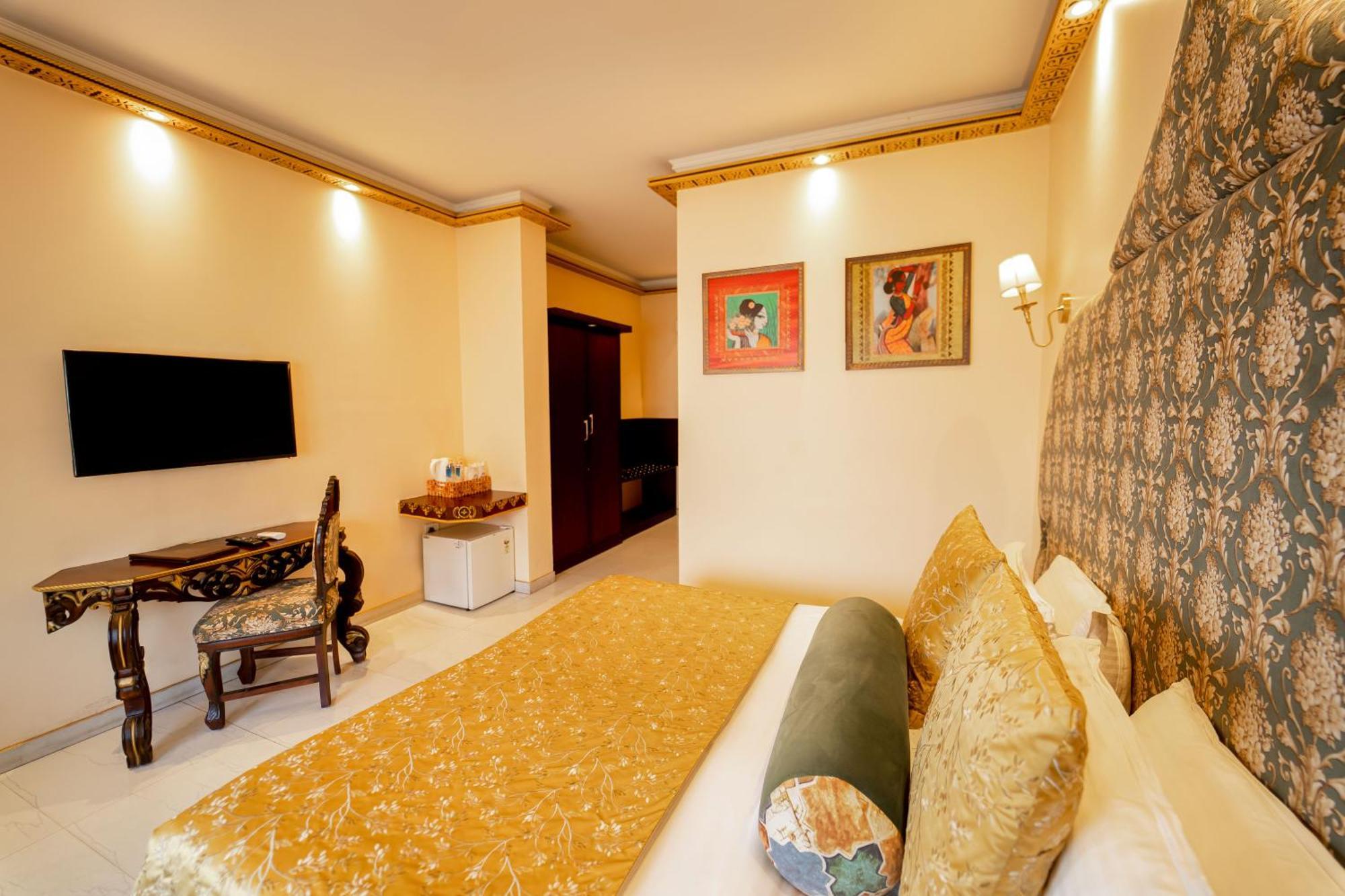 The Neeraj Ganga Heritage Palace Rishikesh Ngoại thất bức ảnh