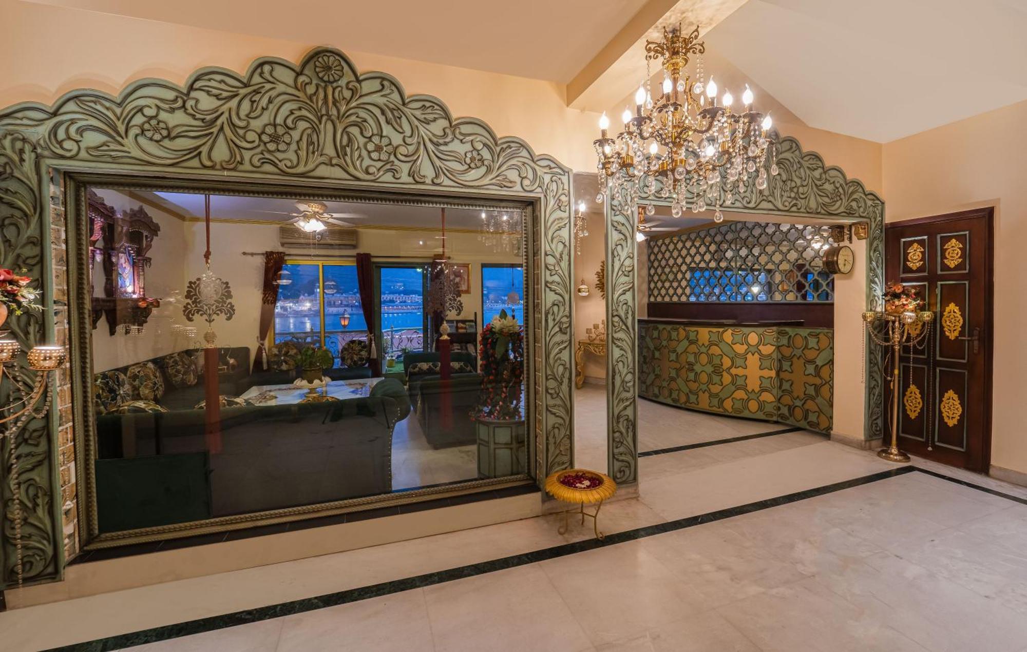 The Neeraj Ganga Heritage Palace Rishikesh Ngoại thất bức ảnh
