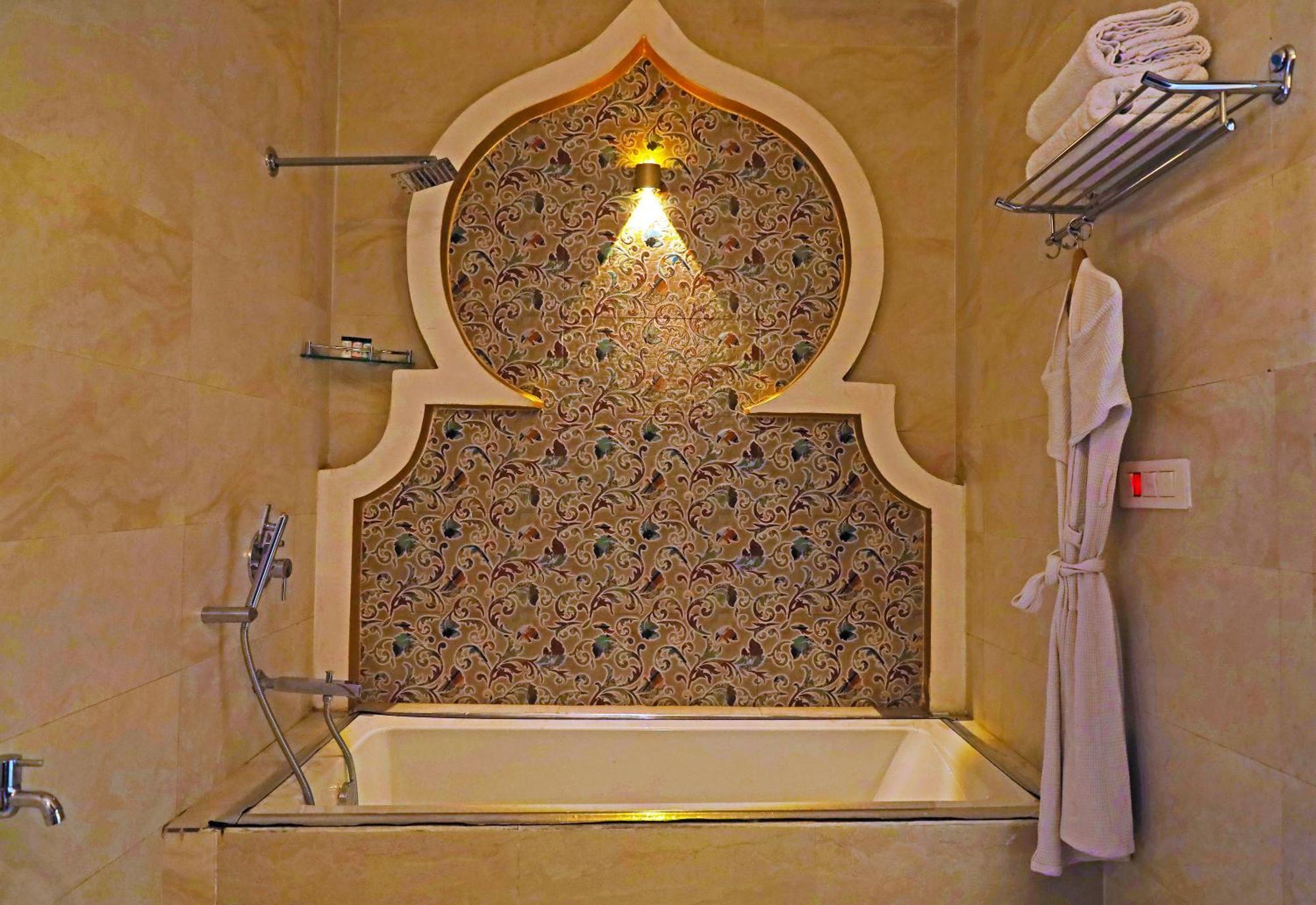 The Neeraj Ganga Heritage Palace Rishikesh Ngoại thất bức ảnh
