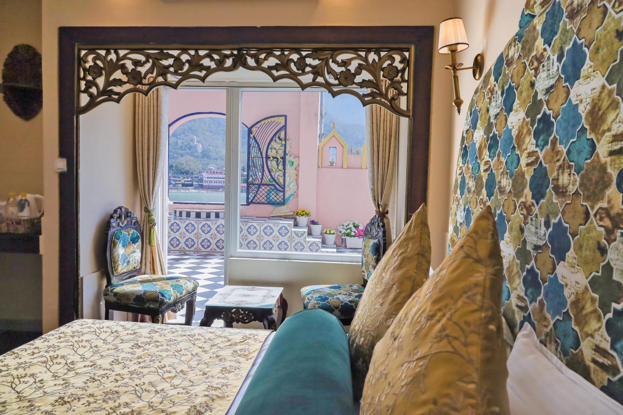 The Neeraj Ganga Heritage Palace Rishikesh Ngoại thất bức ảnh